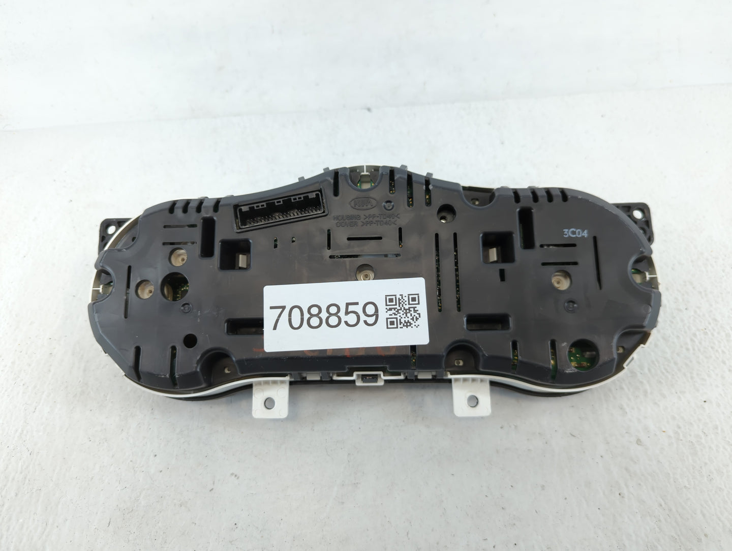 2012-2013 Kia Optima Instrument Cluster Speedometer Gauges P/N:94001-2T322 Fits Fits 2012 2013 OEM Used Auto Parts - Oemusedautoparts1.com
