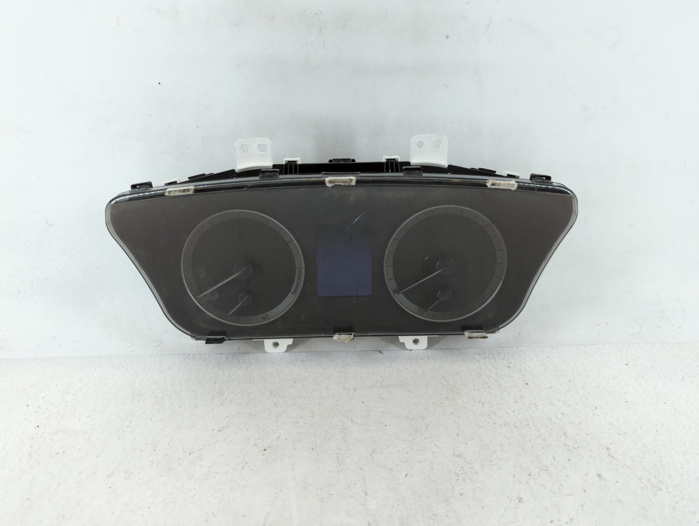 2003-2005 Hyundai Sonata Instrument Cluster Speedometer Gauges P/N:94001-C2000 Fits Fits 2003 2004 2005 OEM Used Auto Parts - Oemusedautoparts1.com