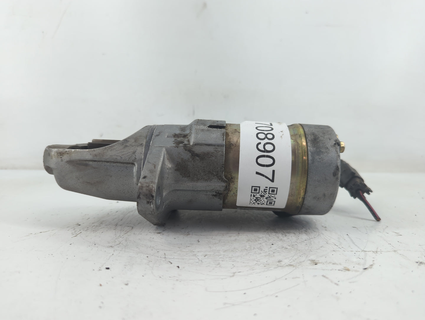 1995-1996 Nissan Maxima Car Starter Motor Solenoid OEM P/N:23300-2Y900R Fits Fits 1995 1996 OEM Used Auto Parts - Oemusedautoparts1.com