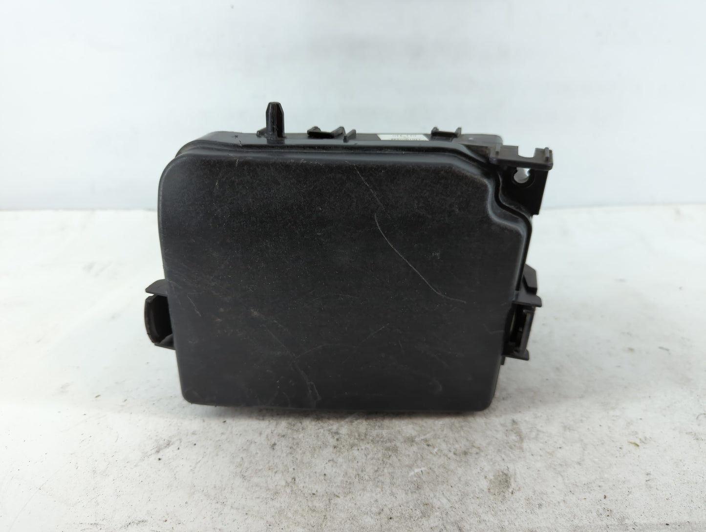 2011-2013 Hyundai Elantra Fusebox Fuse Box Panel Relay Module P/N:1205300323 91951-3X100 Fits Fits 2011 2012 2013 OEM Used Auto Parts - Oemusedautoparts1.com