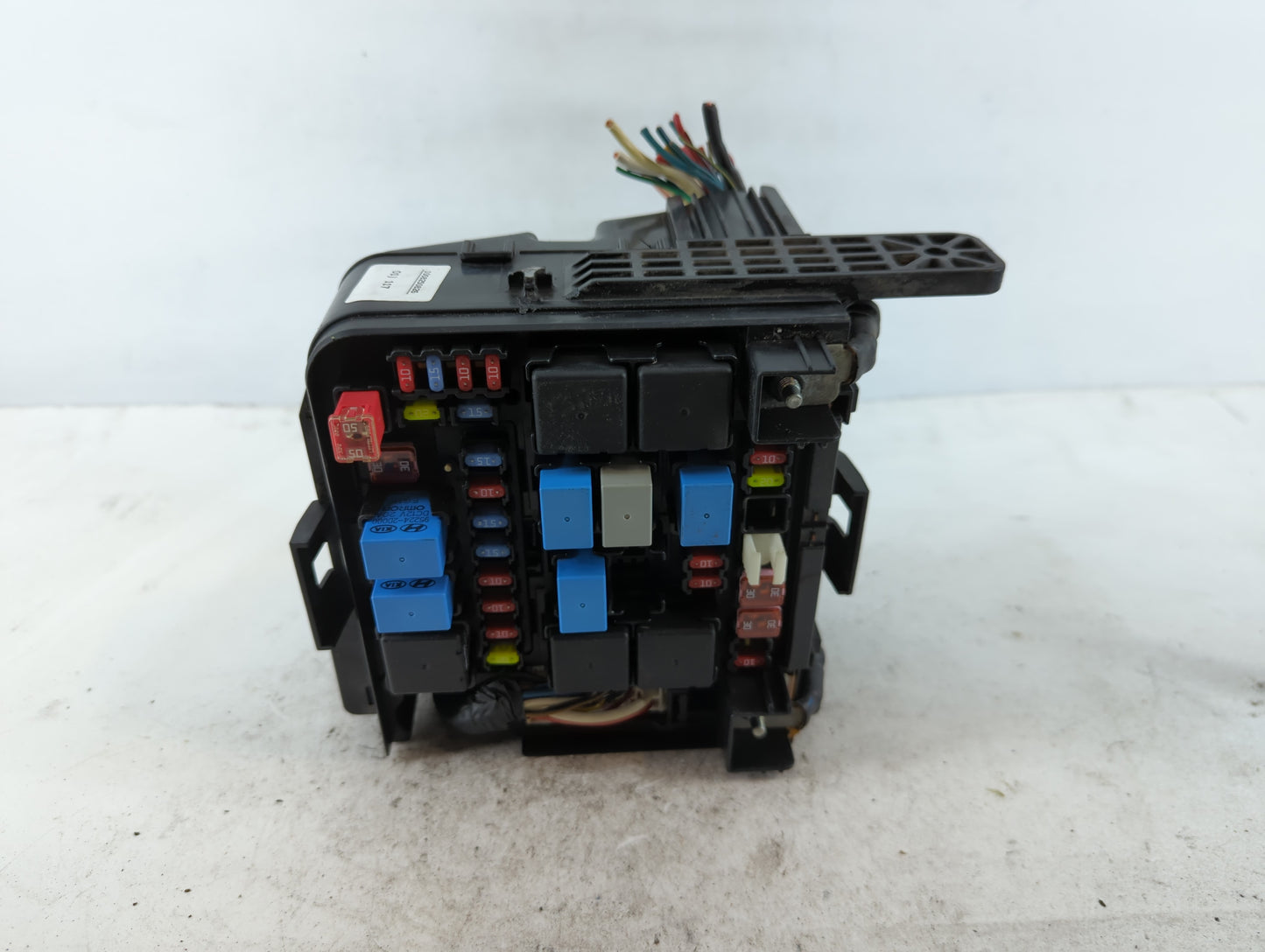 2010-2013 Kia Forte Fusebox Fuse Box Panel Relay Module P/N:1M5600EA92474 Fits Fits 2010 2011 2012 2013 OEM Used Auto Parts - Oemusedautoparts1.com