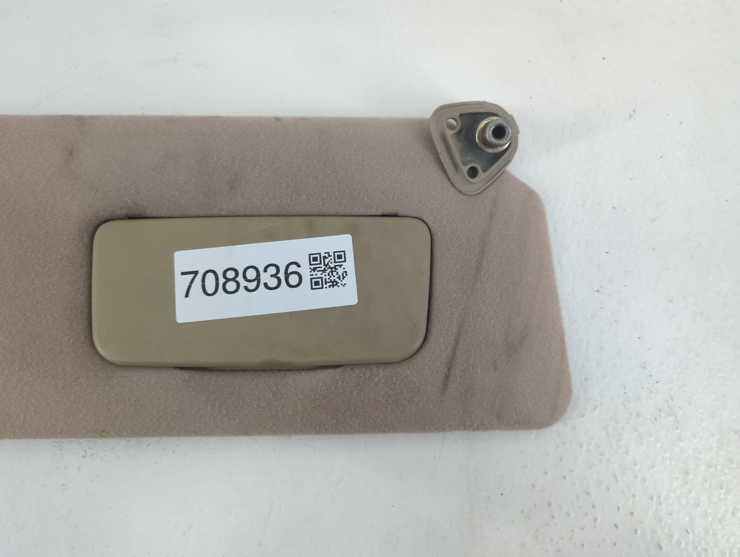 2005-2006 Toyota Camry Sun Visor Shade Replacement Passenger Right Mirror Fits Fits 2005 2006 OEM Used Auto Parts - Oemusedautoparts1.com