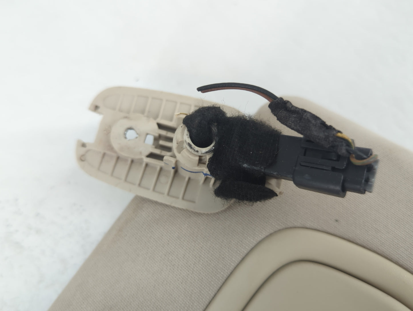 2015 Chrysler 200 Sun Visor Shade Replacement Passenger Right Mirror Fits OEM Used Auto Parts - Oemusedautoparts1.com