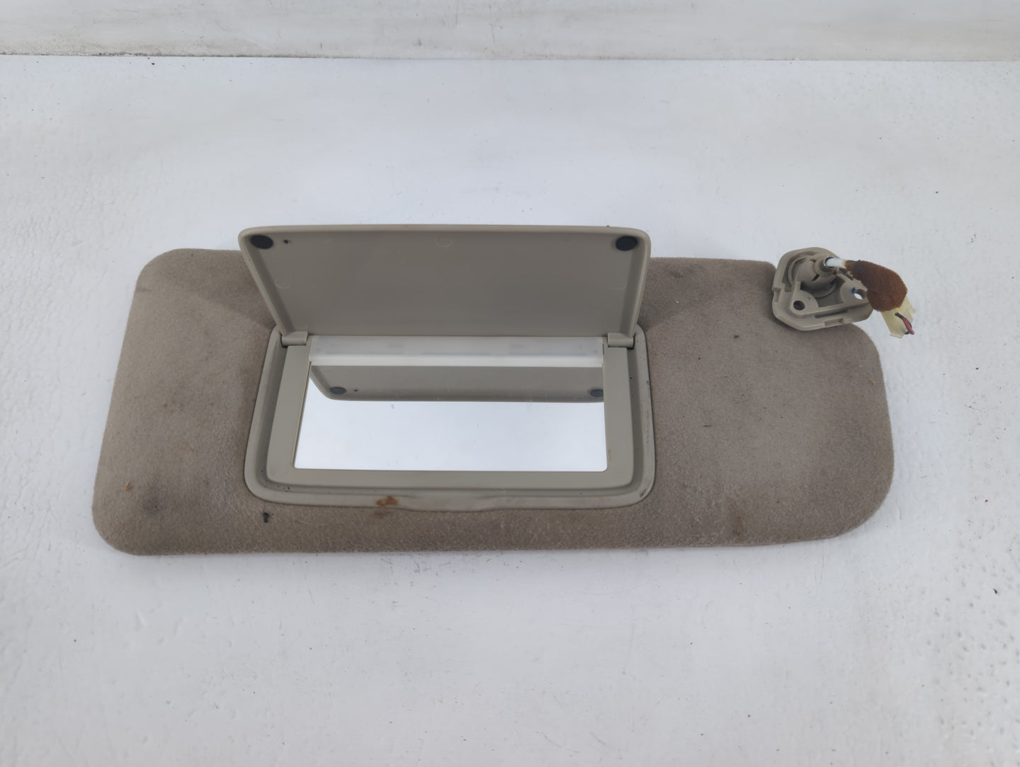 2003-2004 Infiniti G35 Sun Visor Shade Replacement Passenger Right Mirror Fits Fits 2003 2004 OEM Used Auto Parts - Oemusedautoparts1.com