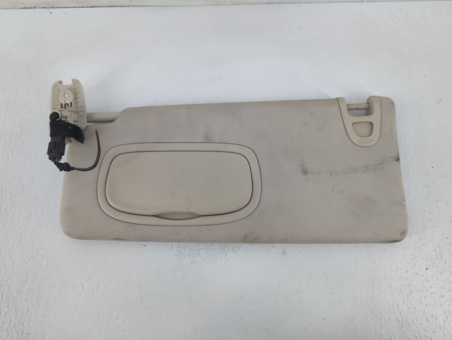 2015 Chrysler 200 Sun Visor Shade Replacement Driver Left Mirror Fits OEM Used Auto Parts - Oemusedautoparts1.com