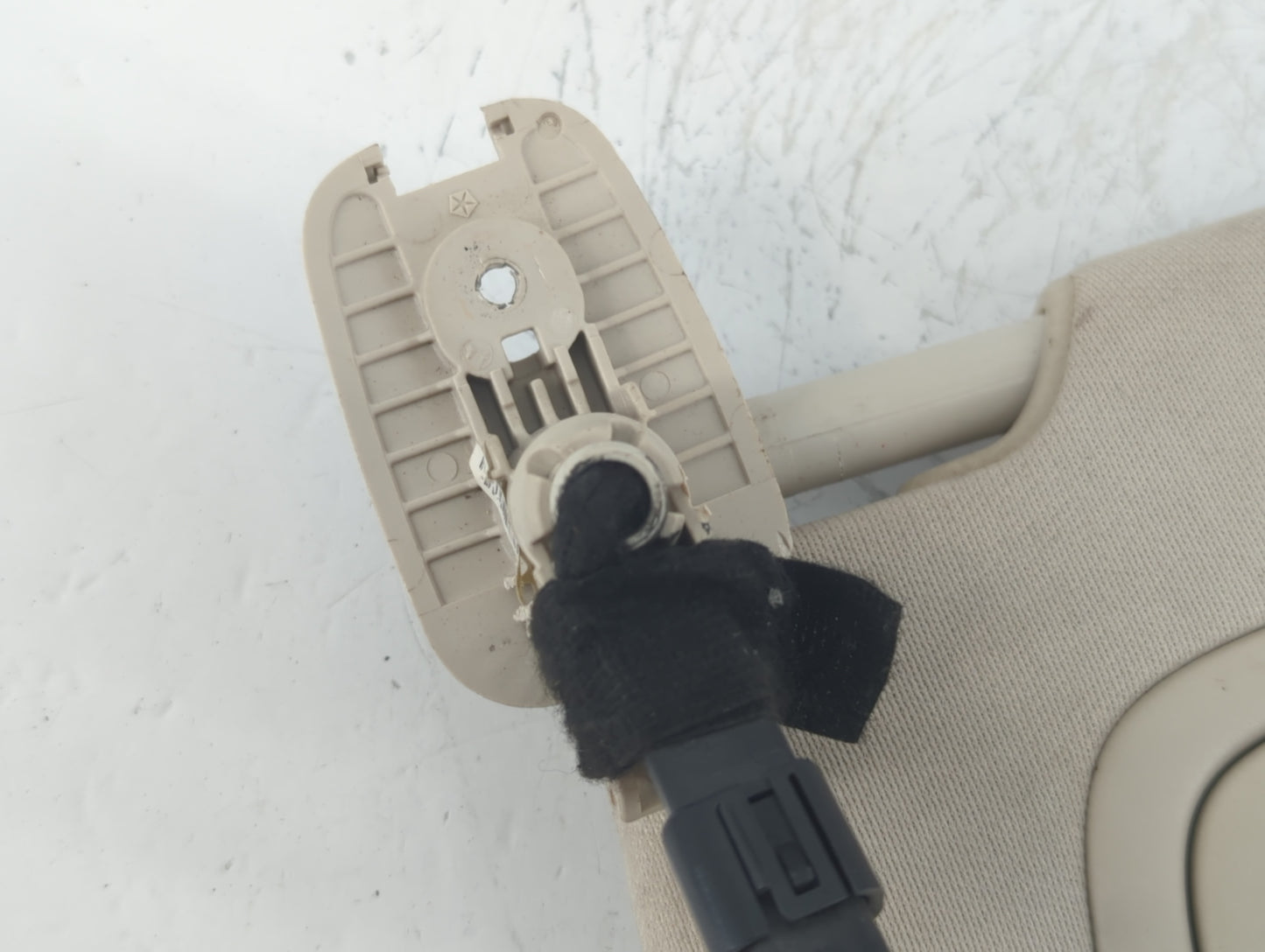 2015 Chrysler 200 Sun Visor Shade Replacement Driver Left Mirror Fits OEM Used Auto Parts - Oemusedautoparts1.com