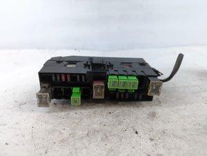 1999 Nissan Maxima Fusebox Fuse Box Panel Relay Module P/N:7154-3052 Fits OEM Used Auto Parts