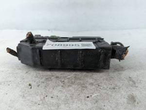 1999 Nissan Maxima Fusebox Fuse Box Panel Relay Module P/N:7154-3052 Fits OEM Used Auto Parts