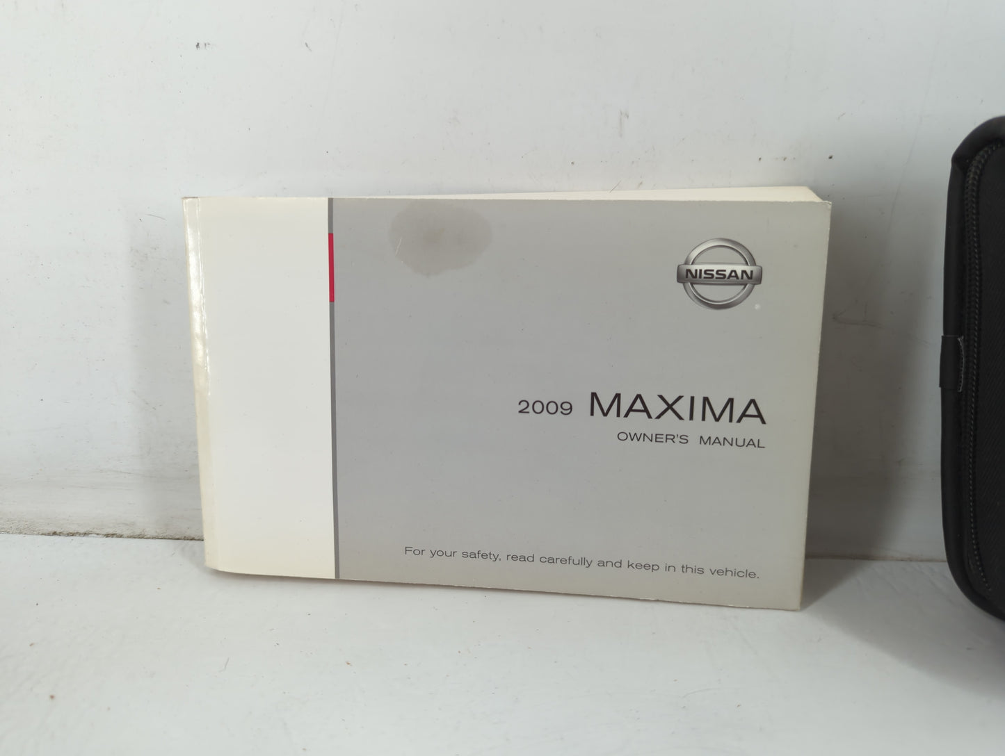 2009 Nissan Maxima Owners Manual Book Guide P/N:OM9E-0A35U0 OEM Used Auto Parts - Oemusedautoparts1.com