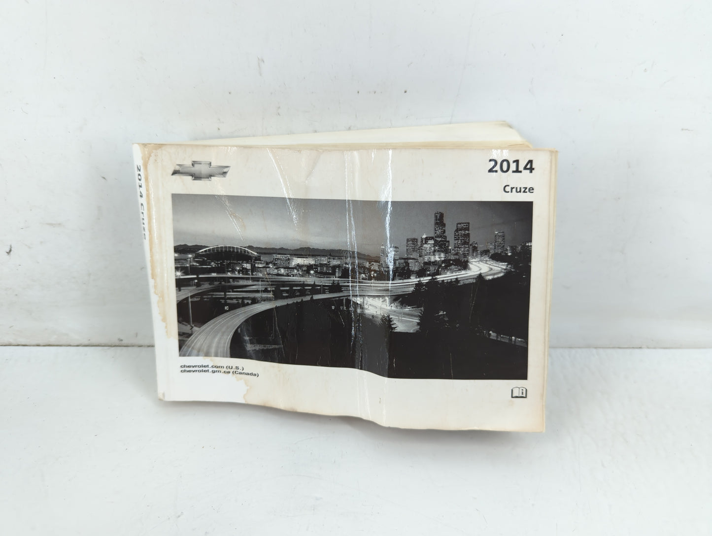 2014 Chevrolet Cruze Owners Manual Book Guide P/N:22895907 B OEM Used Auto Parts - Oemusedautoparts1.com