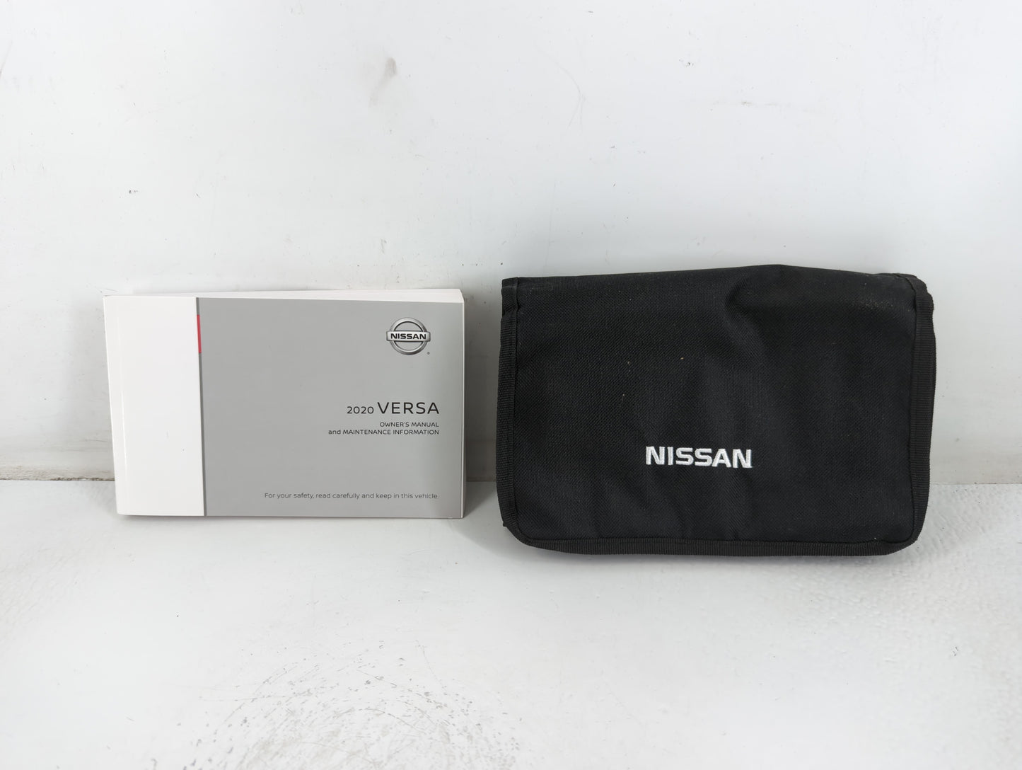 2020 Nissan Versa Owners Manual Book Guide P/N:OM20EM 0N18U0 OEM Used Auto Parts - Oemusedautoparts1.com