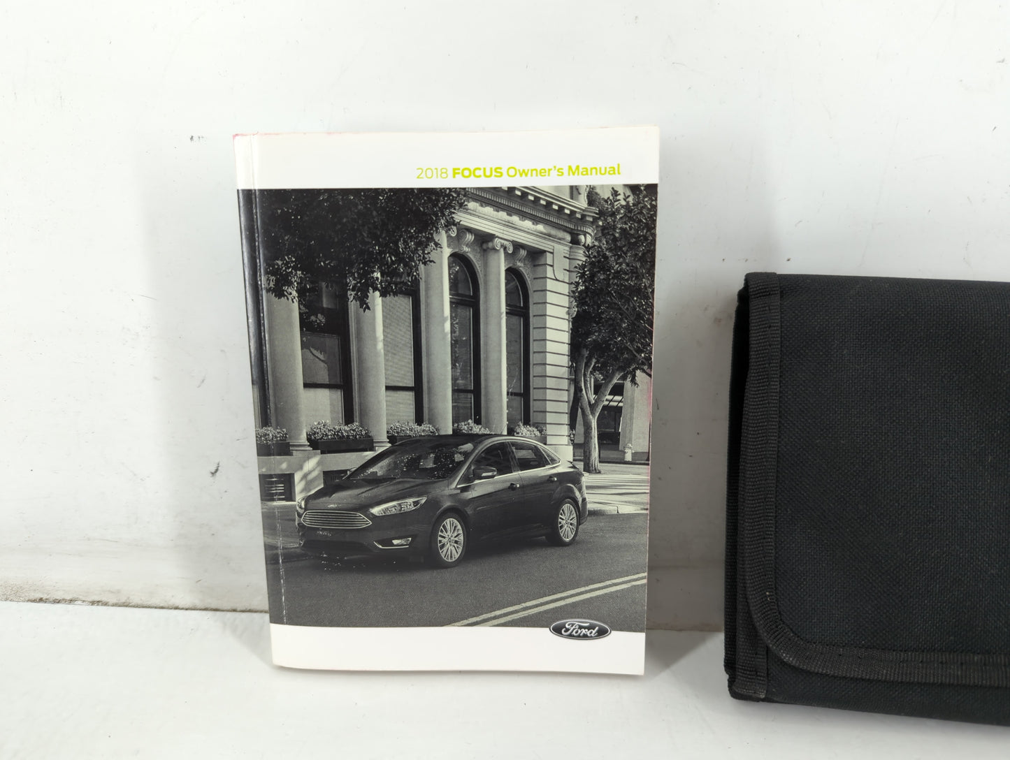 2018 Ford Focus Owners Manual Book Guide P/N:JM5J 19A321 AA OEM Used Auto Parts - Oemusedautoparts1.com