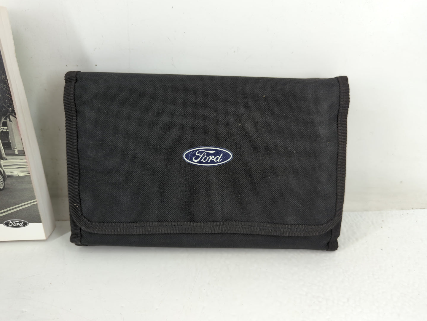 2018 Ford Focus Owners Manual Book Guide P/N:JM5J 19A321 AA OEM Used Auto Parts - Oemusedautoparts1.com