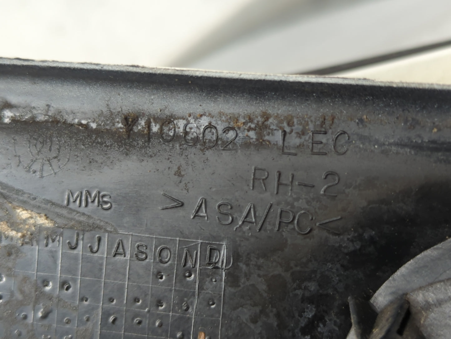 1999 Jeep Grand Cherokee Passenger Right Side View Manual Door Mirror - Oemusedautoparts1.com