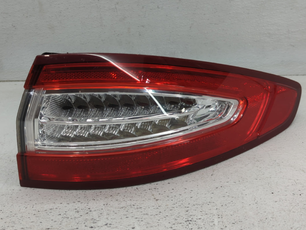 2013-2016 Ford Fusion Tail Light Assembly Passenger Right OEM P/N:DS73-13404-AK Fits Fits 2013 2014 2015 2016 OEM Used Auto Parts