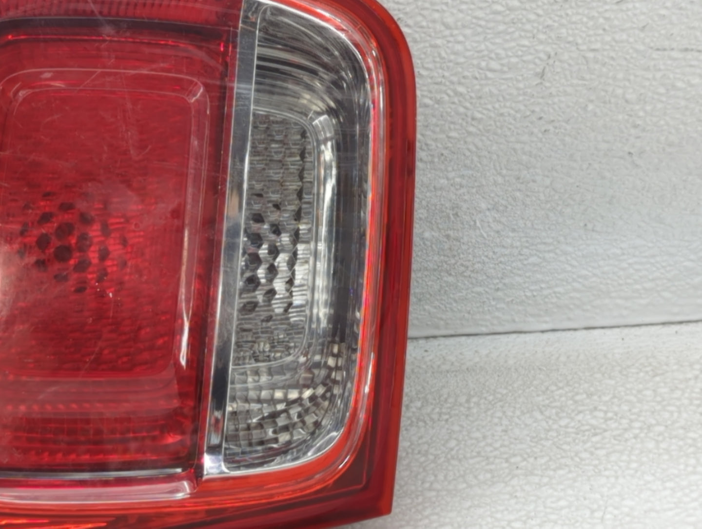 2013-2016 Chevrolet Malibu Tail Light Assembly Driver Left OEM P/N:322151 22907311 Fits Fits 2013 2014 2015 2016 OEM Used Auto Parts - Oemusedautoparts1.com