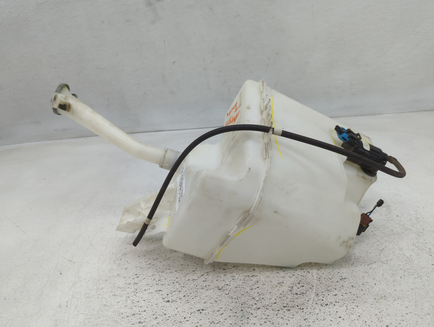 2013-2015 Nissan Sentra Windshield Washer Fluid Reservoir Bottle Oem - Oemusedautoparts1.com