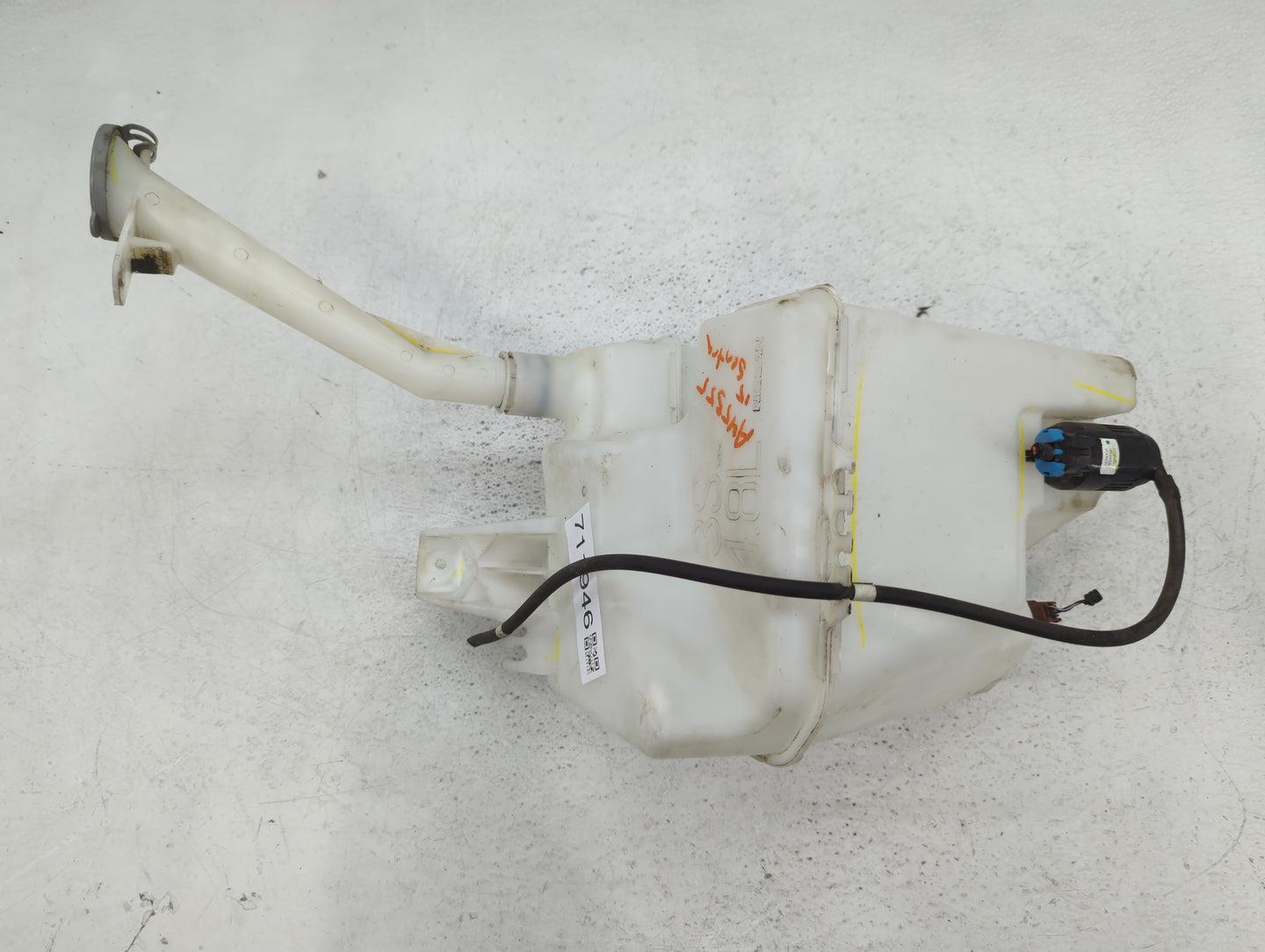 2013-2015 Nissan Sentra Windshield Washer Fluid Reservoir Bottle Oem - Oemusedautoparts1.com