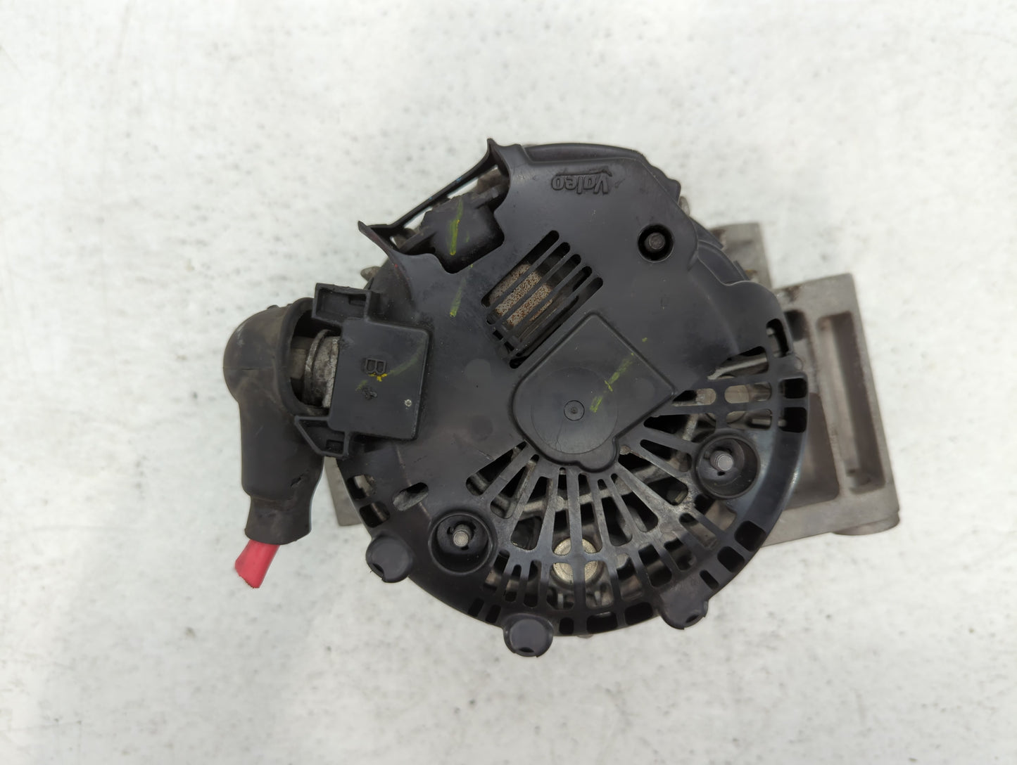 2010-2017 Gmc Terrain Alternator Replacement Generator Charging Assembly Engine OEM P/N:2605323 A 13500315 Fits OEM Used Auto Parts - Oemusedautoparts1.com