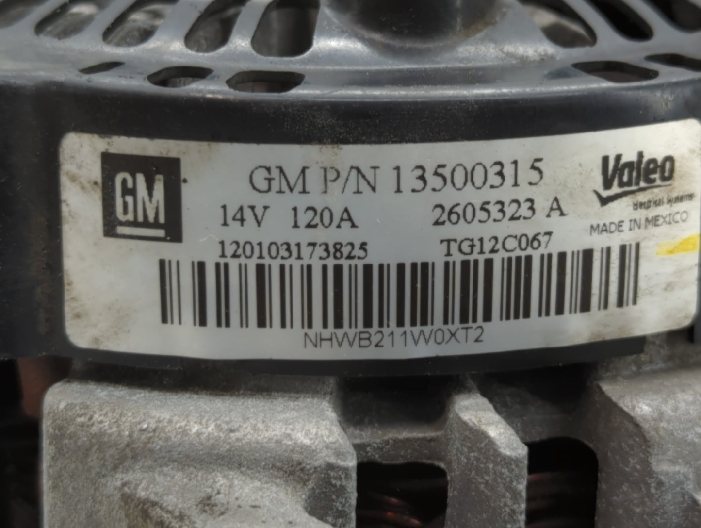 2010-2017 Gmc Terrain Alternator Replacement Generator Charging Assembly Engine OEM P/N:2605323 A 13500315 Fits OEM Used Auto Parts - Oemusedautoparts1.com
