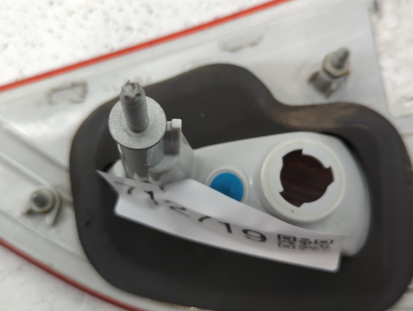 2013-2016 Ford Escape Tail Light Assembly Driver Left OEM Fits Fits 2013 2014 2015 2016 OEM Used Auto Parts - Oemusedautoparts1.com