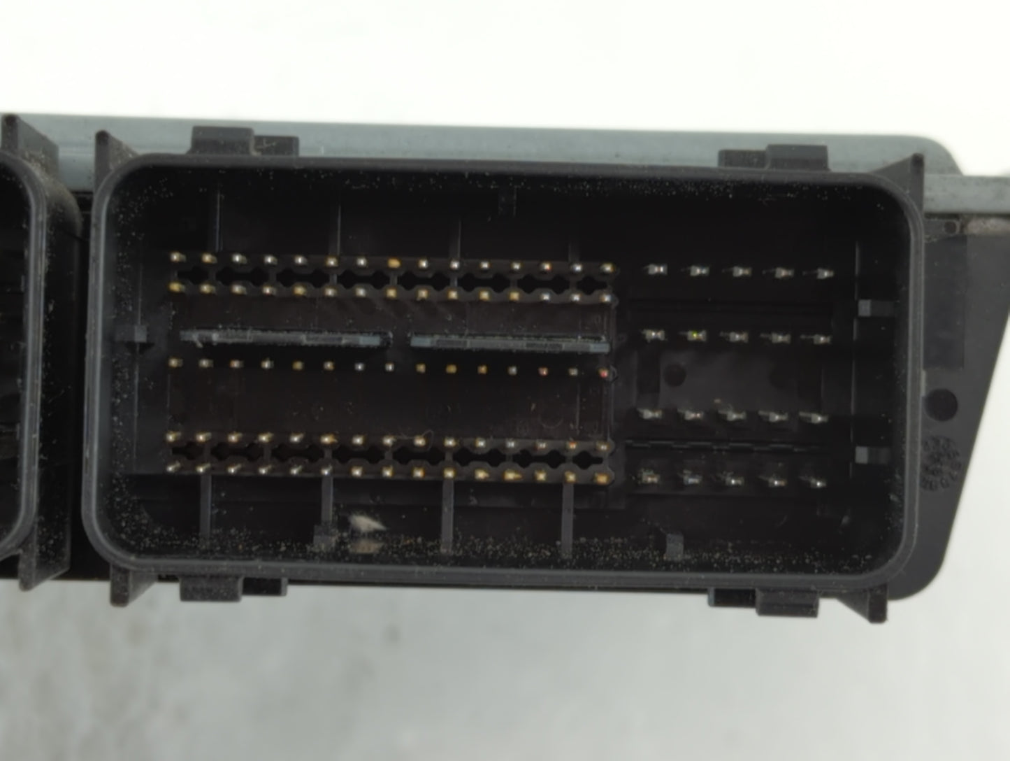 2015-2018 Ford Edge PCM Engine Control Computer ECU ECM PCU OEM P/N:FL3A-12B684-BEB F2GA-12A650-BJC Fits OEM Used Auto Parts - Oemusedautoparts1.com