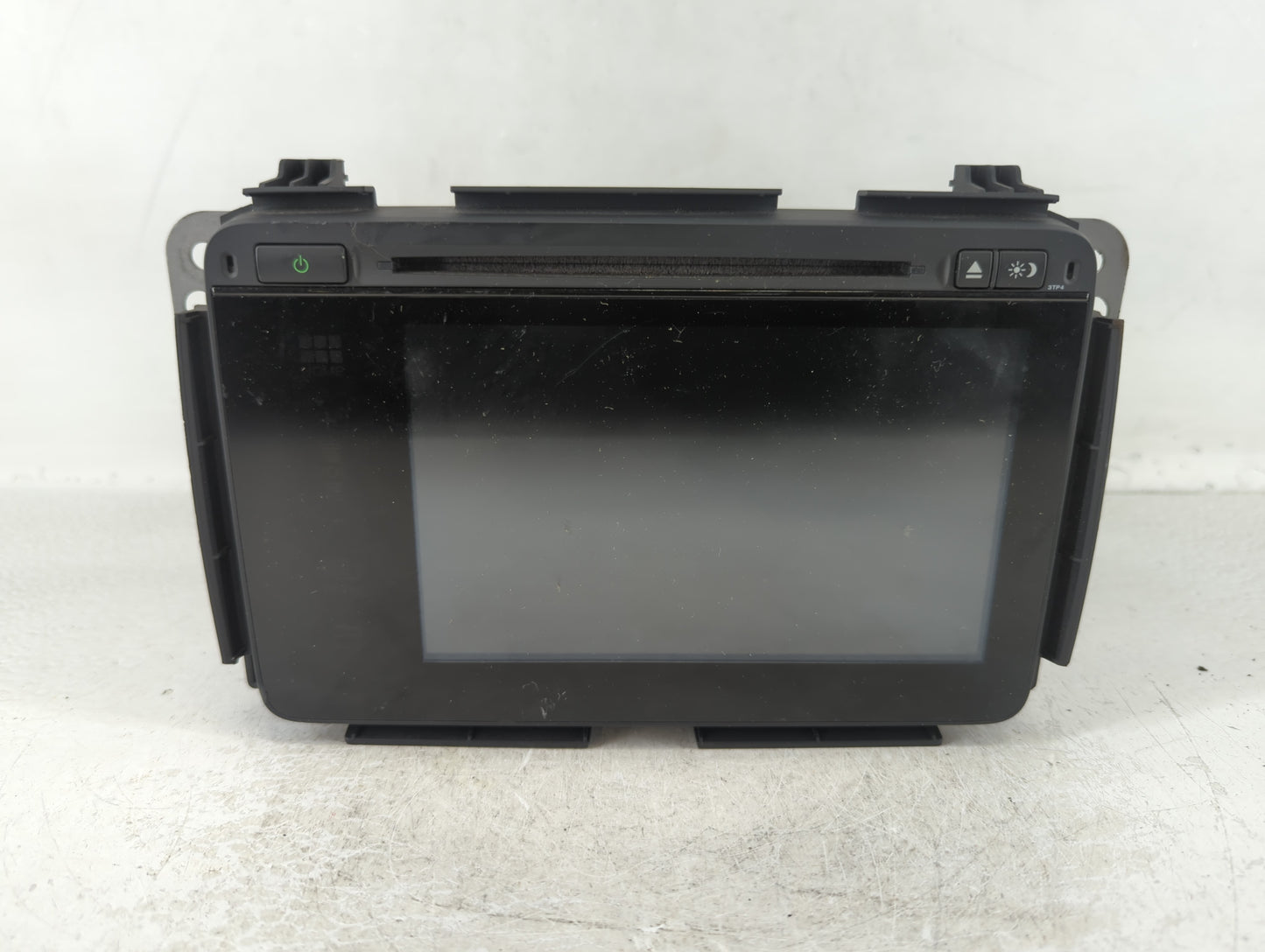 2017 Honda Hr-V Radio AM FM Cd Player Receiver Replacement P/N:39100-T7W-A210-M1 Fits OEM Used Auto Parts - Oemusedautoparts1.com