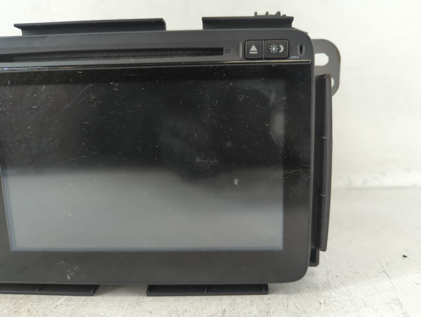 2017 Honda Hr-V Radio AM FM Cd Player Receiver Replacement P/N:39100-T7W-A210-M1 Fits OEM Used Auto Parts - Oemusedautoparts1.com