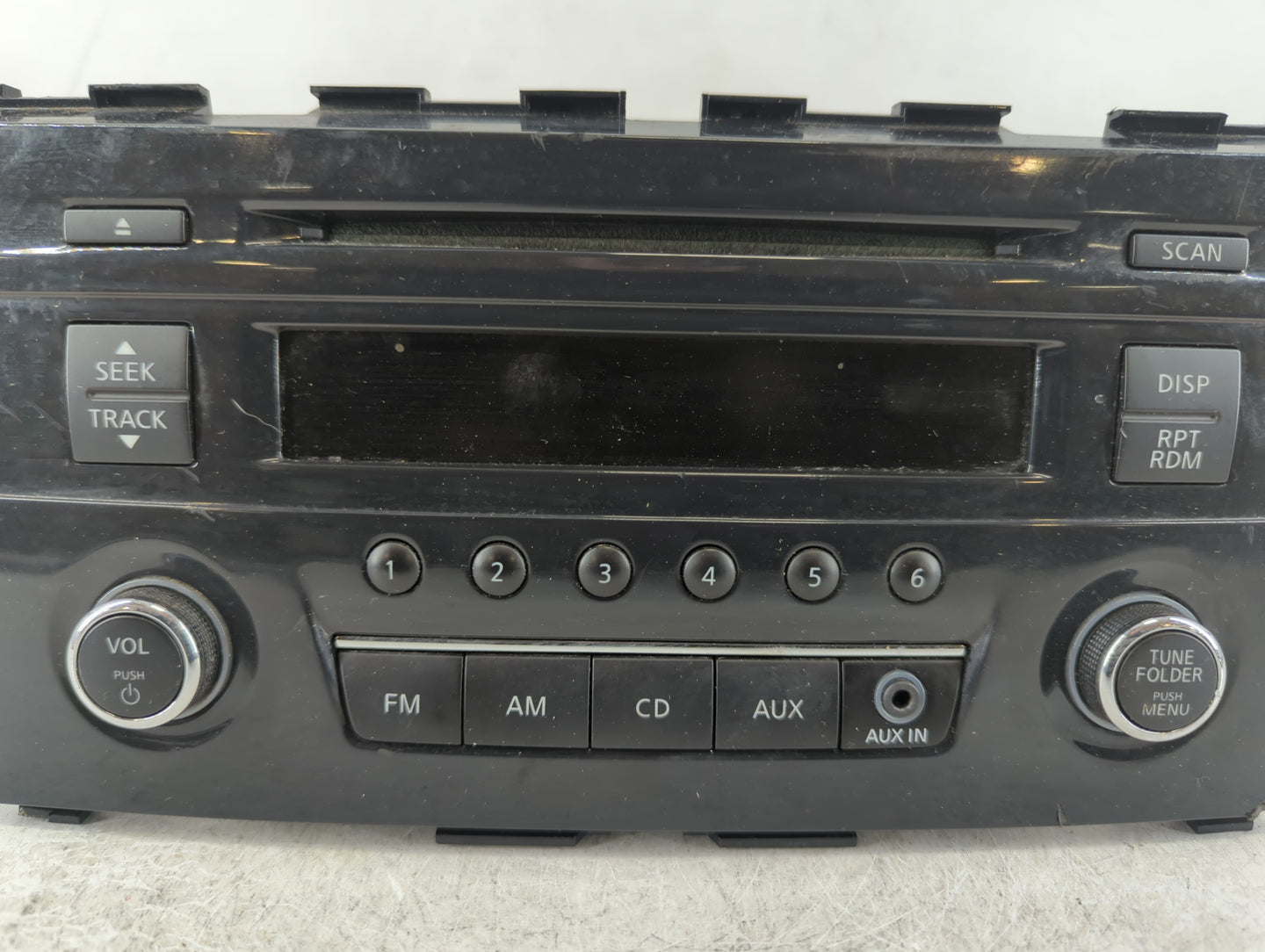 2013-2015 Nissan Altima Radio AM FM Cd Player Receiver Replacement P/N:28185 3TB0G Fits Fits 2013 2014 2015 OEM Used Auto Parts - Oemusedautoparts1.com