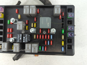 2002-2003 Gmc Envoy Fusebox Fuse Box Panel Relay Module P/N:15328300-7 Fits Fits 2002 2003 OEM Used Auto Parts