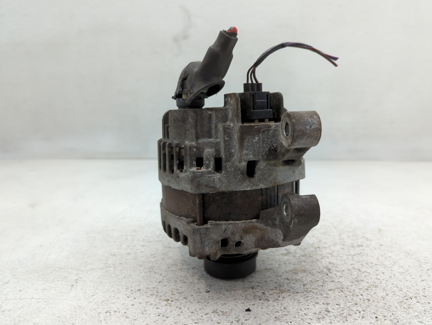 2013-2020 Ford Fusion Alternator Replacement Generator Charging Assembly Engine OEM P/N:DS7T-10300-HA Fits OEM Used Auto Parts - Oemusedautoparts1.com