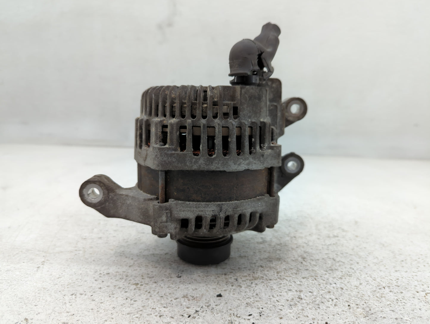 2013-2020 Ford Fusion Alternator Replacement Generator Charging Assembly Engine OEM P/N:DS7T-10300-HA Fits OEM Used Auto Parts - Oemusedautoparts1.com
