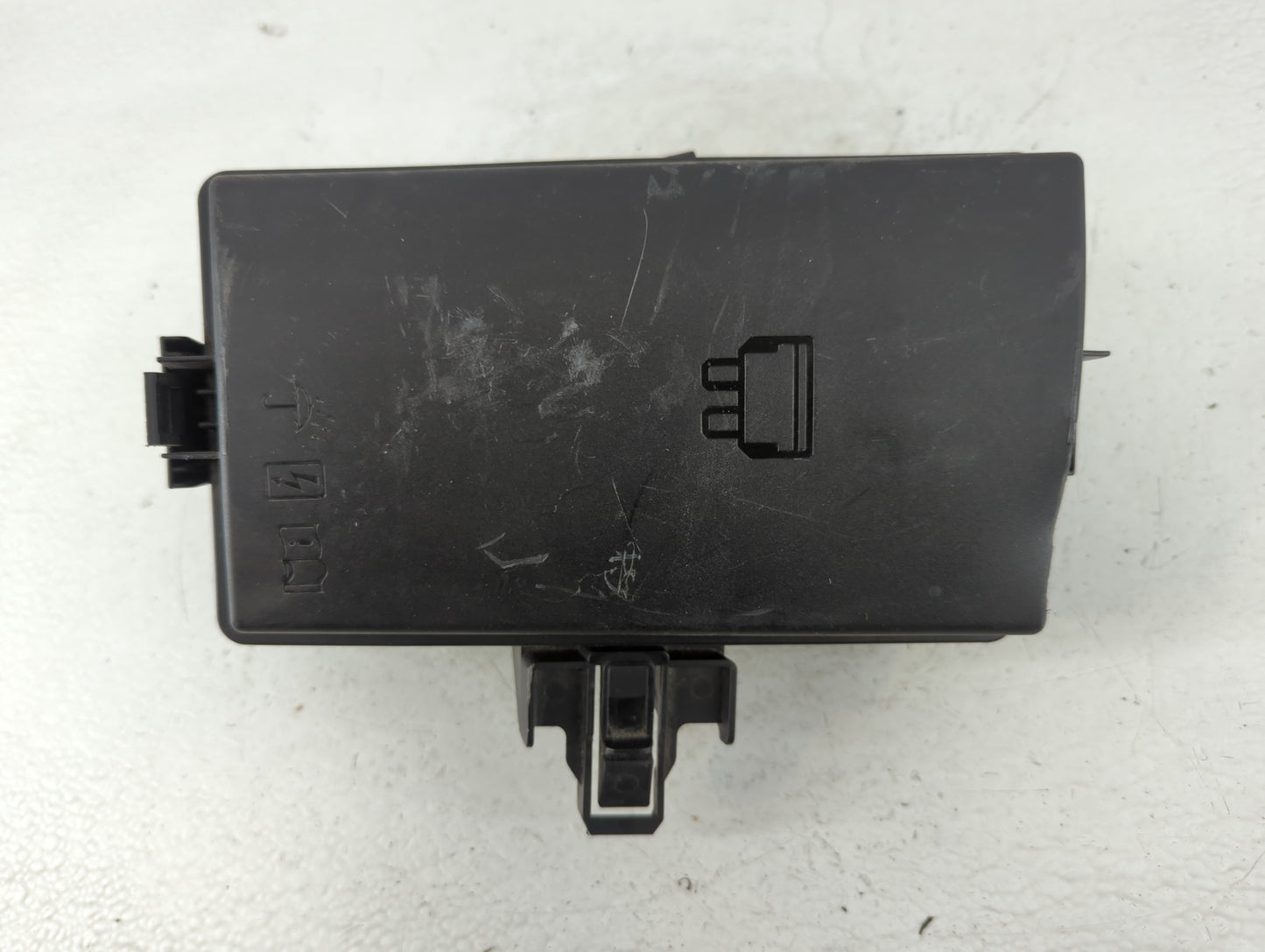 2012-2018 Volkswagen Tiguan Fusebox Fuse Box Panel Relay Module P/N:5Q0.907.361D 5Q0907361D Fits OEM Used Auto Parts - Oemusedautoparts1.com