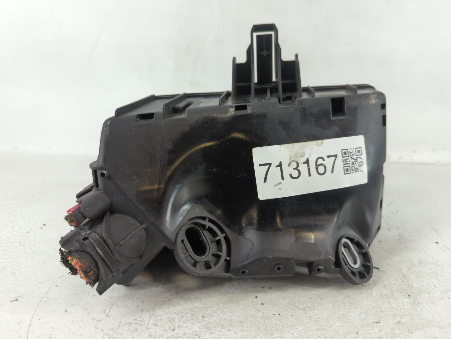 2012-2018 Volkswagen Tiguan Fusebox Fuse Box Panel Relay Module P/N:5Q0.907.361D 5Q0907361D Fits OEM Used Auto Parts - Oemusedautoparts1.com