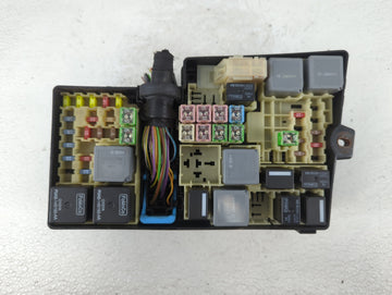 2018 Ford Escape Fusebox Fuse Box Panel Relay Module P/N:E02345500 AV6T-14A067-AD Fits OEM Used Auto Parts