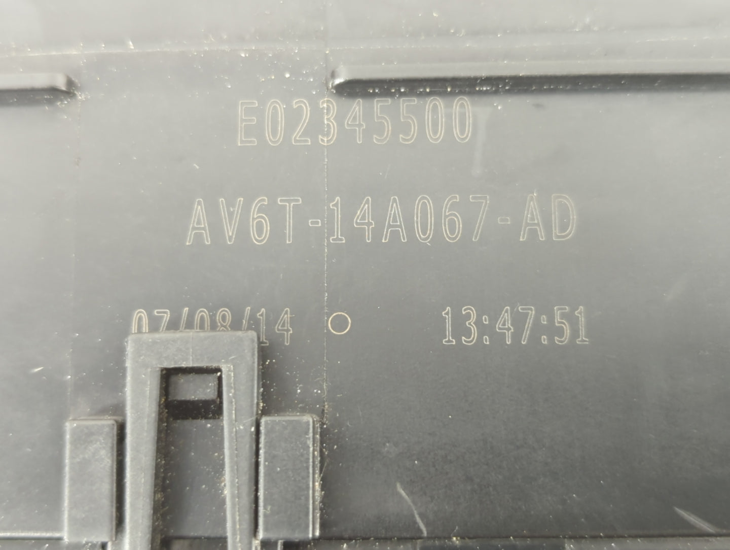 2018 Ford Escape Fusebox Fuse Box Panel Relay Module P/N:E02345500 AV6T-14A067-AD Fits OEM Used Auto Parts - Oemusedautoparts1.com