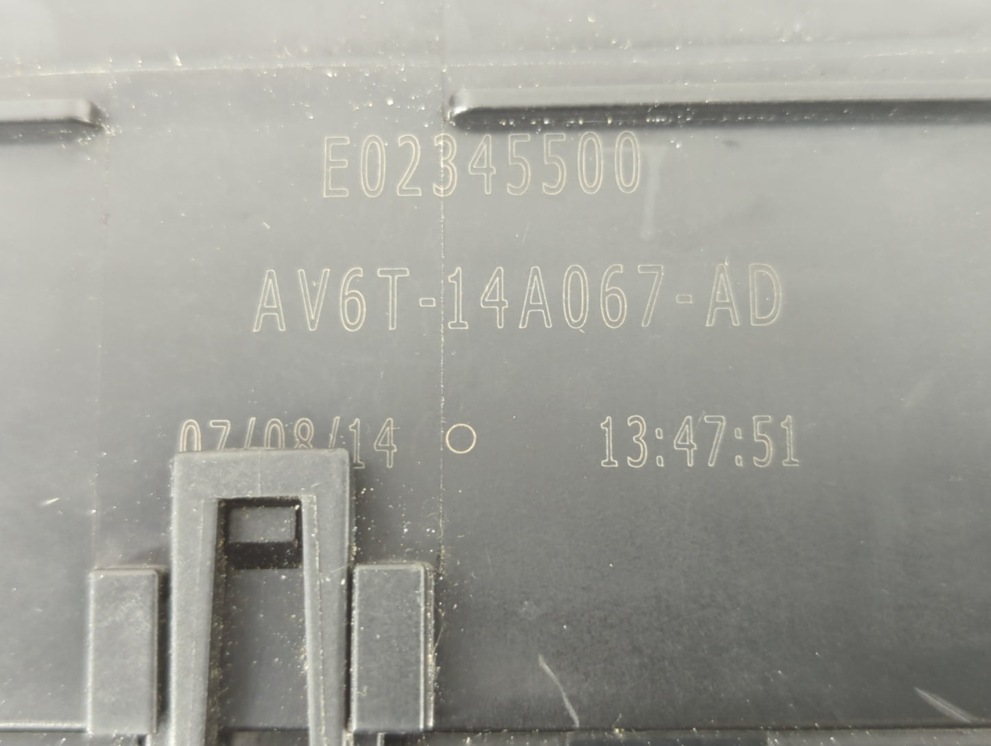 2018 Ford Escape Fusebox Fuse Box Panel Relay Module P/N:E02345500 AV6T-14A067-AD Fits OEM Used Auto Parts - Oemusedautoparts1.com