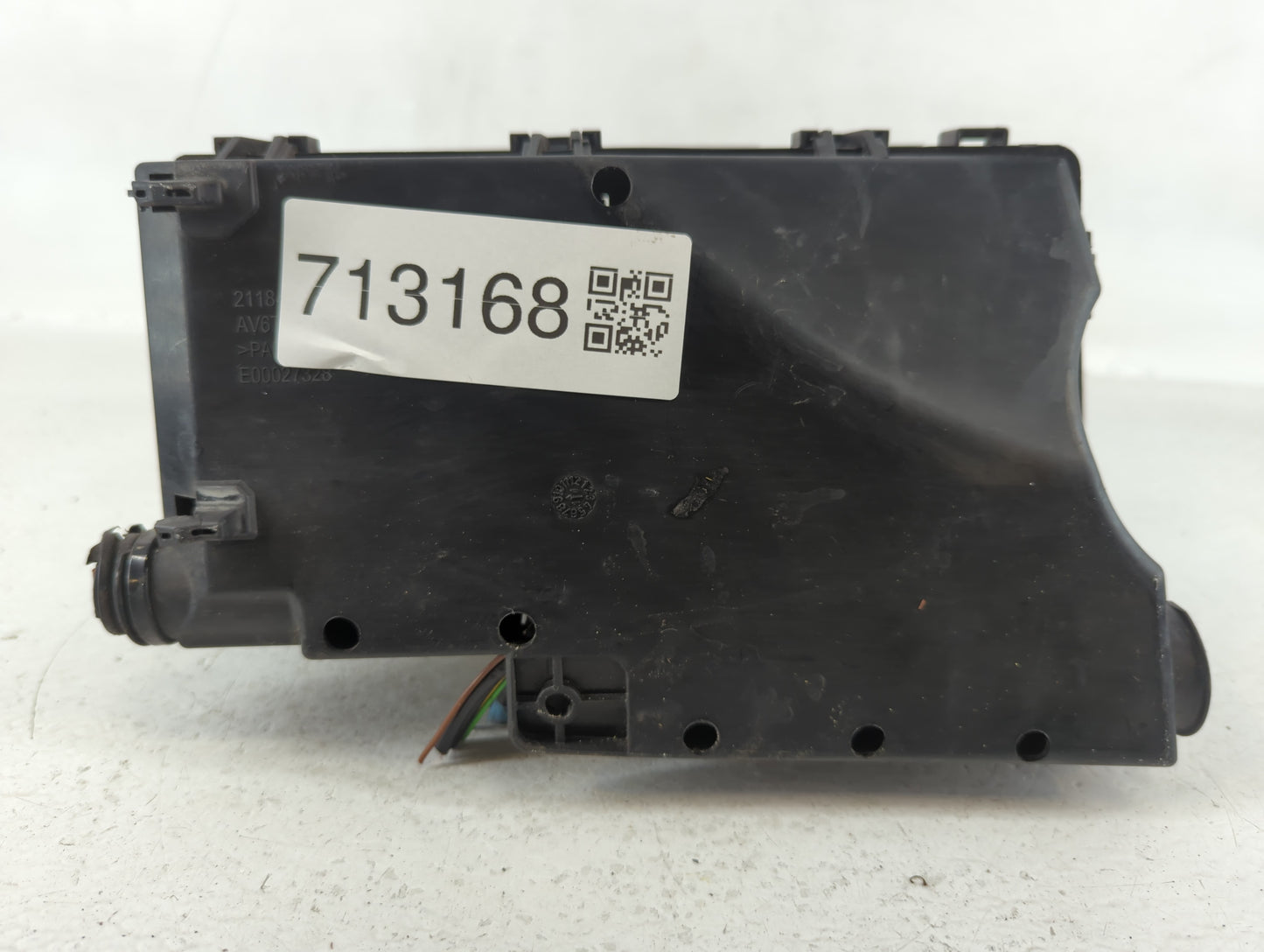 2018 Ford Escape Fusebox Fuse Box Panel Relay Module P/N:E02345500 AV6T-14A067-AD Fits OEM Used Auto Parts - Oemusedautoparts1.com