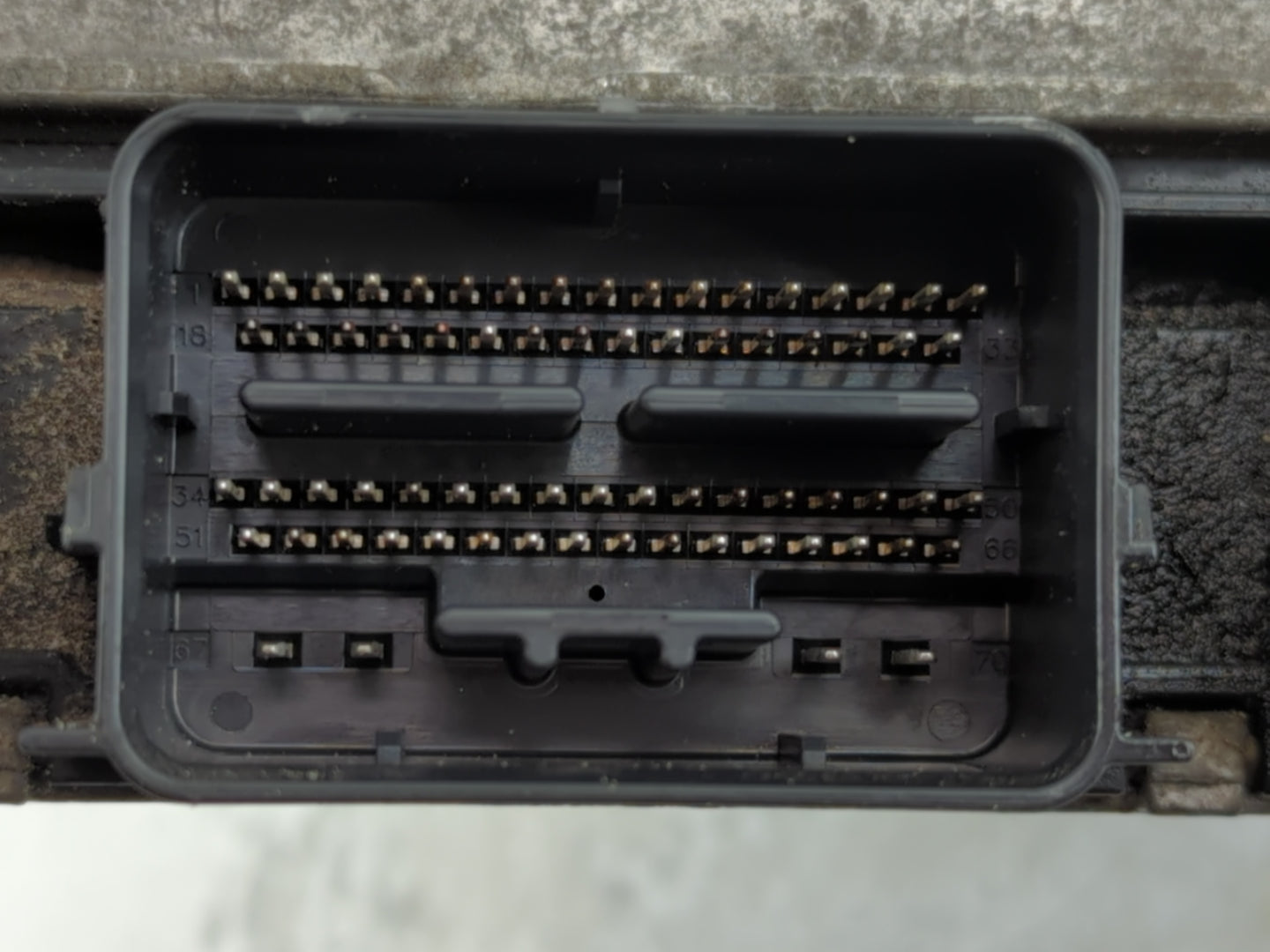 2013 Ford Fusion PCM Engine Control Computer ECU ECM PCU OEM P/N:DS7A-12A650-ACJ Fits OEM Used Auto Parts - Oemusedautoparts1.com