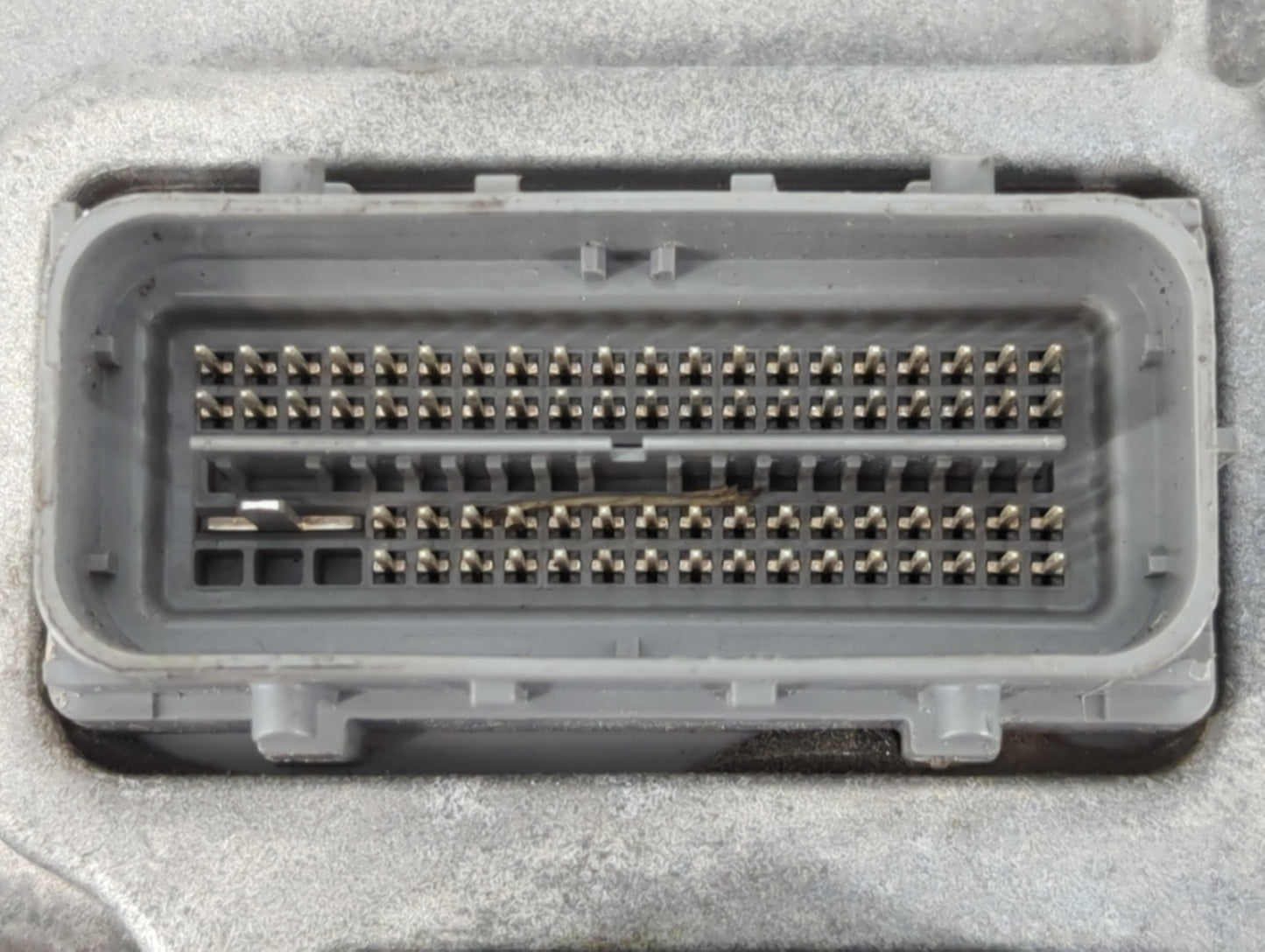 2020-2022 Chevrolet Equinox PCM Engine Control Computer ECU ECM PCU OEM P/N:12717886 Fits Fits 2020 2021 2022 OEM Used Auto Parts - Oemusedautoparts1.com