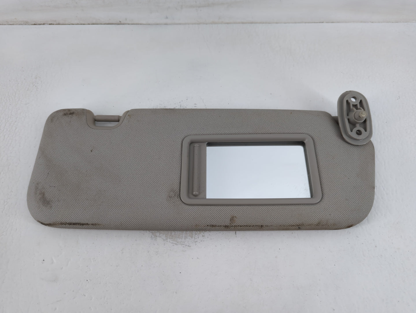 2014-2016 Kia Forte Sun Visor Shade Replacement Passenger Right Mirror Fits Fits 2014 2015 2016 OEM Used Auto Parts - Oemusedautoparts1.com
