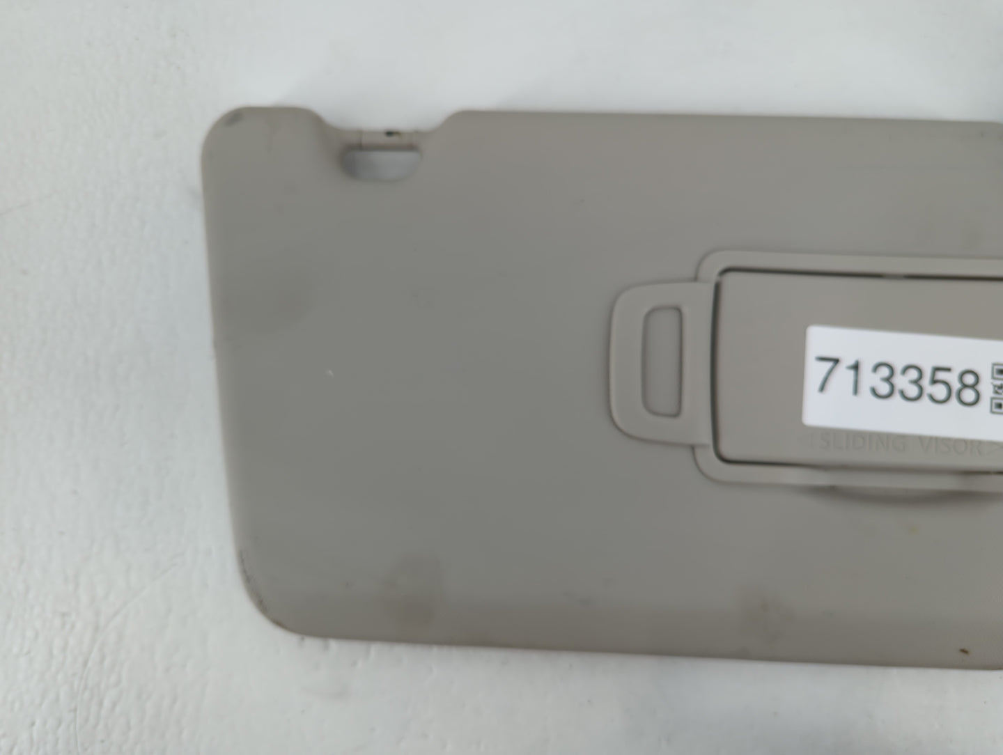 2021-2022 Nissan Rogue Sun Visor Shade Replacement Passenger Right Mirror Fits Fits 2021 2022 OEM Used Auto Parts - Oemusedautoparts1.com