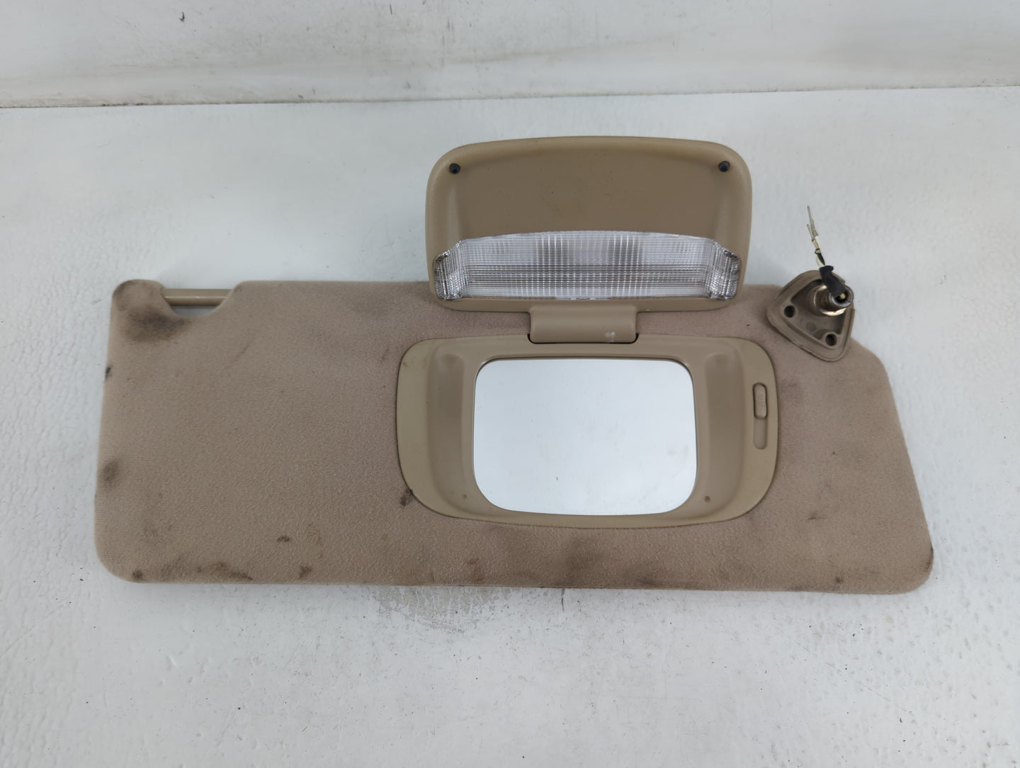 2002-2006 Toyota Camry Sun Visor Shade Replacement Passenger Right Mirror Fits Fits 2002 2003 2004 2005 2006 OEM Used Auto Parts - Oemusedautoparts1.com