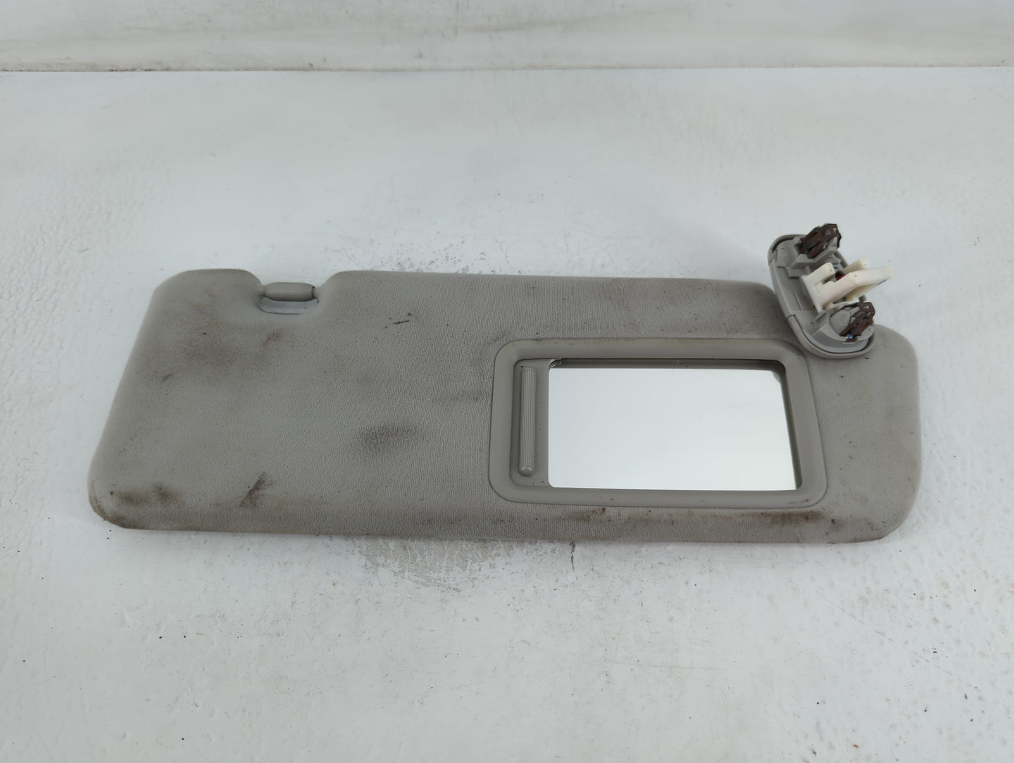 2010-2015 Toyota Prius Sun Visor Shade Replacement Passenger Right Mirror Fits Fits 2010 2011 2012 2013 2014 2015 OEM Used Auto Parts - Oemusedautoparts1.com