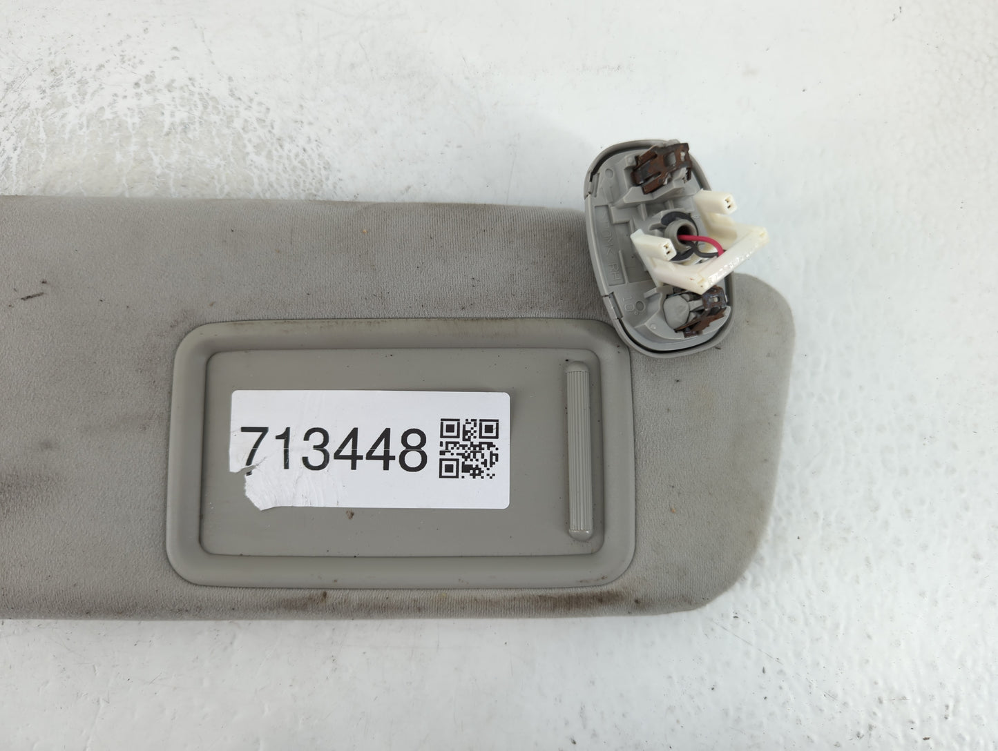 2010-2015 Toyota Prius Sun Visor Shade Replacement Passenger Right Mirror Fits Fits 2010 2011 2012 2013 2014 2015 OEM Used Auto Parts - Oemusedautoparts1.com