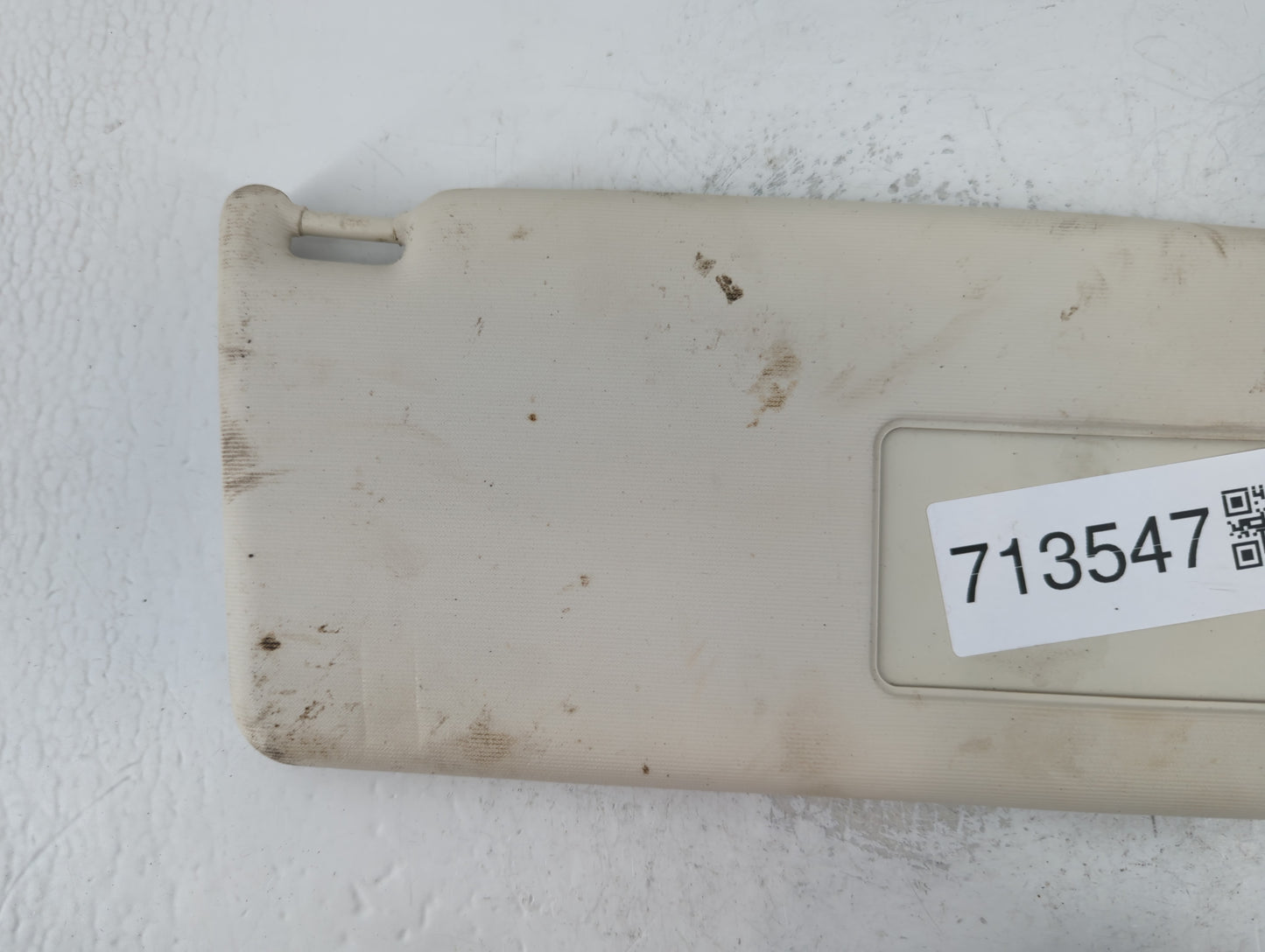 2009-2017 Volkswagen Cc Sun Visor Shade Replacement Passenger Right Mirror Fits Fits 2009 2010 2011 2012 2013 2014 2015 2016 2017 OEM Used Auto Parts - Oemusedautoparts1.com