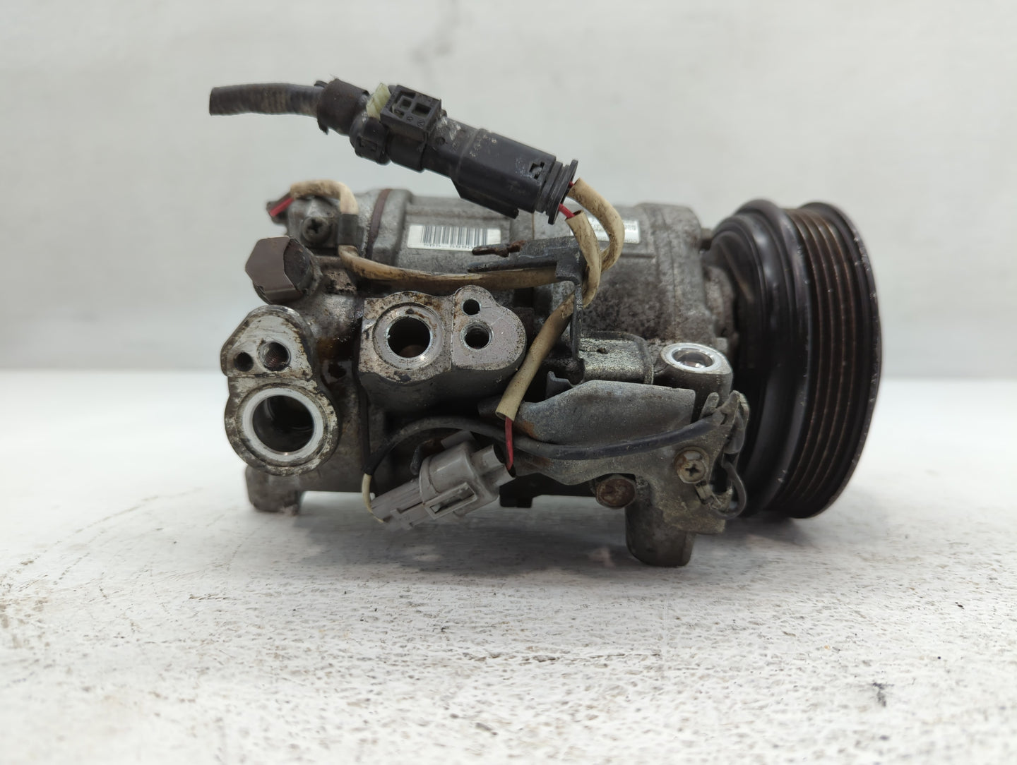2017-2019 Infiniti Qx30 Air Conditioning A/c Ac Compressor Oem - Oemusedautoparts1.com