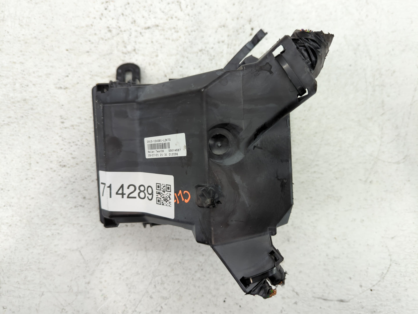 2021 Ford Ecosport Fusebox Fuse Box Panel Relay Module P/N:GN15-12A681-LZKTG Fits OEM Used Auto Parts - Oemusedautoparts1.com