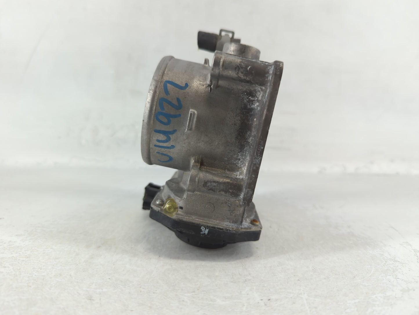 2014-2020 Nissan Rogue Throttle Body P/N:3TA60-01 A Fits Fits 2013 2014 2015 2016 2017 2018 2019 2020 OEM Used Auto Parts - Oemusedautoparts1.com