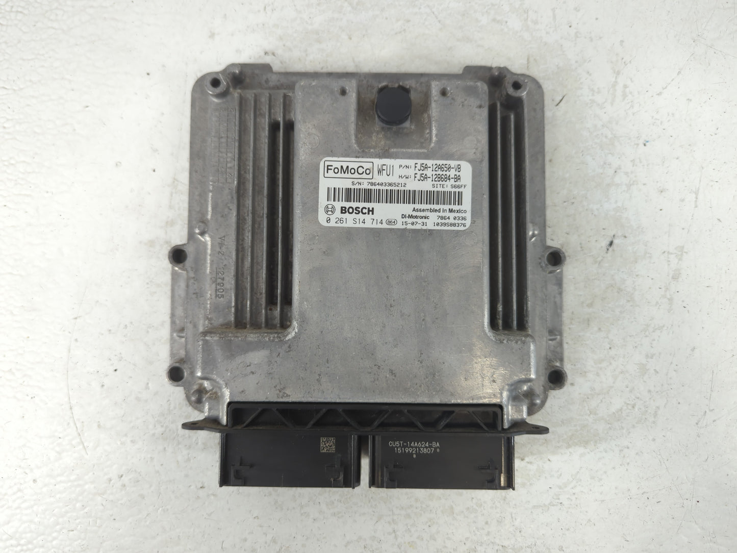 2015-2016 Ford Escape PCM Engine Control Computer ECU ECM PCU OEM P/N:FJ5A-12B684-BA FJ5A-12A650-UB Fits Fits 2015 2016 OEM Used Auto Parts - Oemusedautoparts1.com